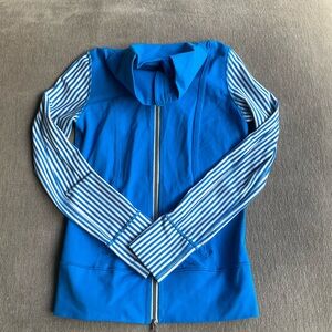 Lululemon Daily Yoga Jacket Blue White Stripe Full Zip Stretch Womens